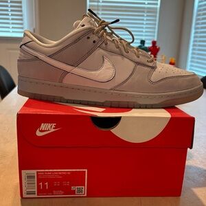 Nike Dunk Low Retro SE Gray Sneakers